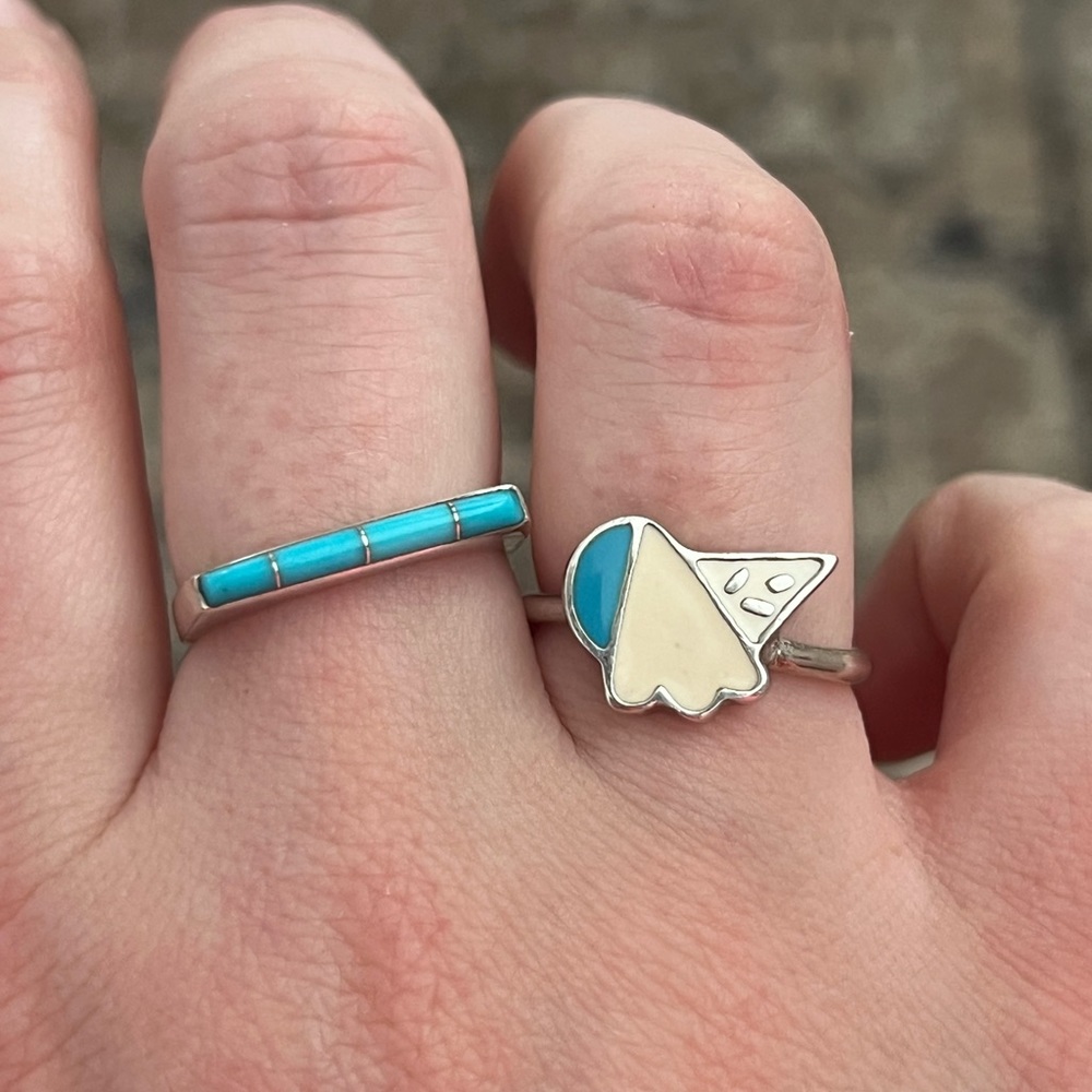 Set of rings